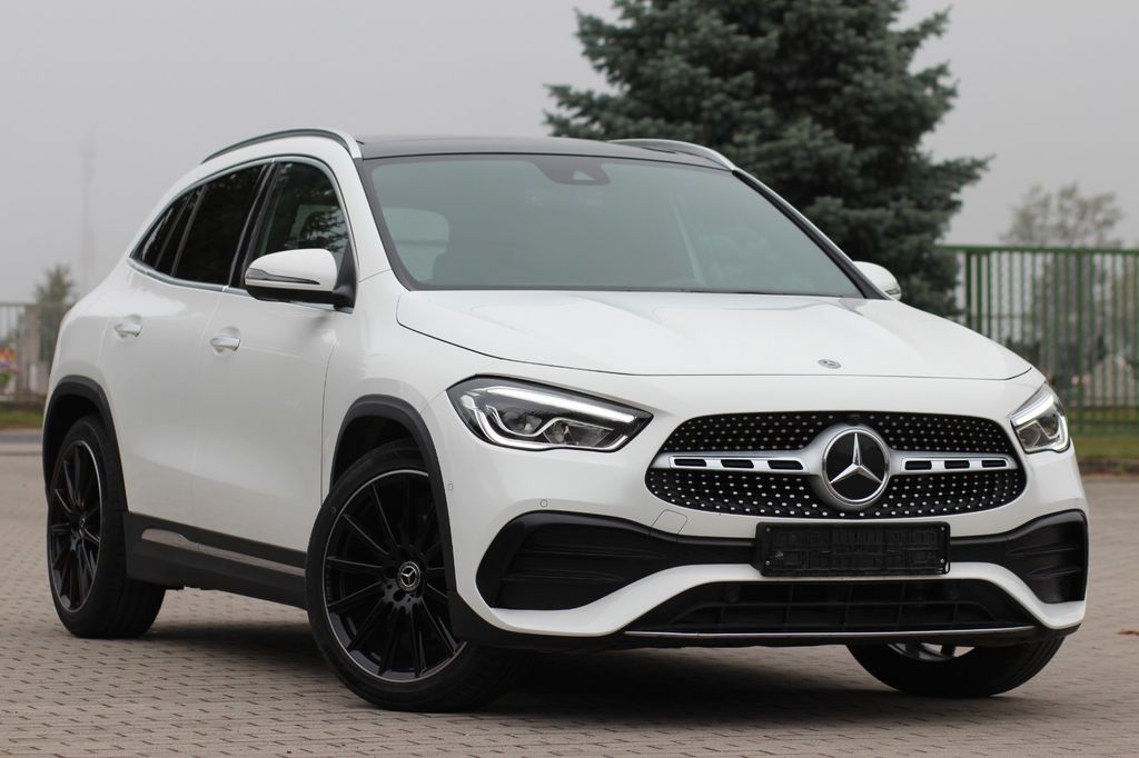 Mercedes-Benz GLA 200