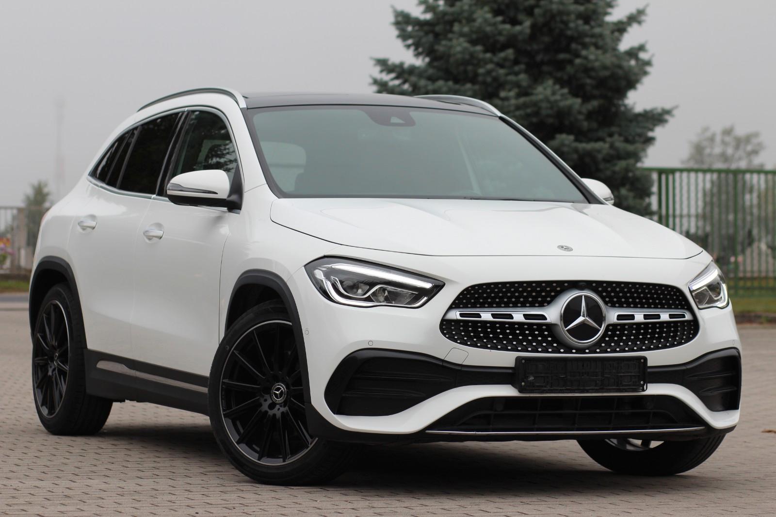 Mercedes-Benz GLA 200 d 4Matic*AMG-Line*LED*PDC*KAMERA*PANO