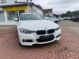 BMW 330 Baureihe 3 Touring 330 d xDrive M-Sportpaket - weiße BMW 330