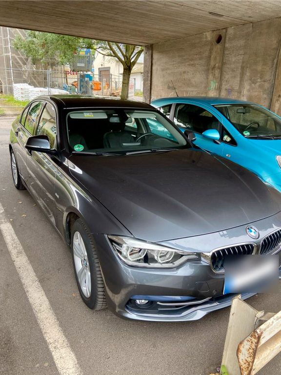 Image of BMW 320