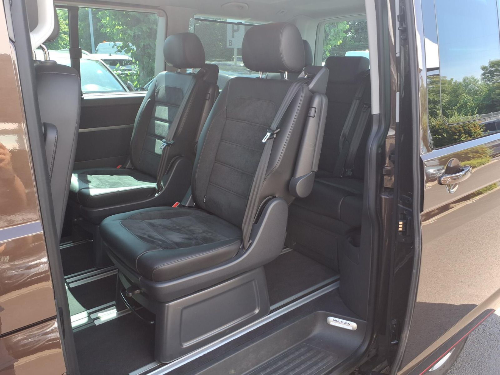 Volkswagen T6 Multivan 2.0 TDI DSG Comfortline Navi Stand foto 4