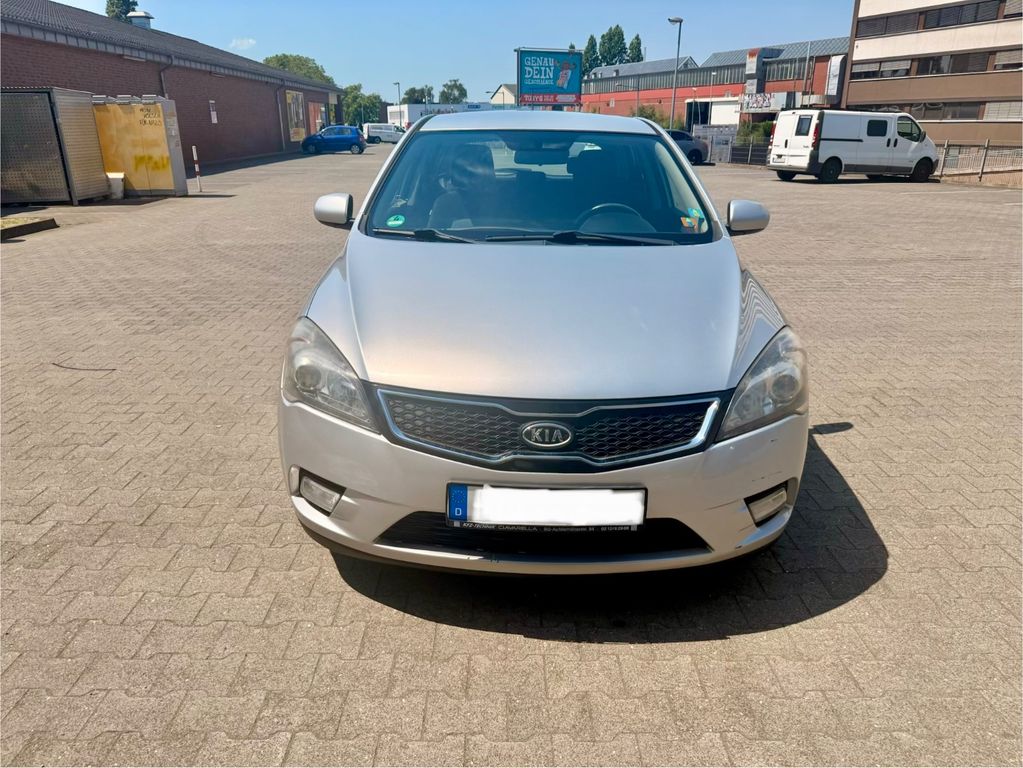 Kia cee'd / Ceed