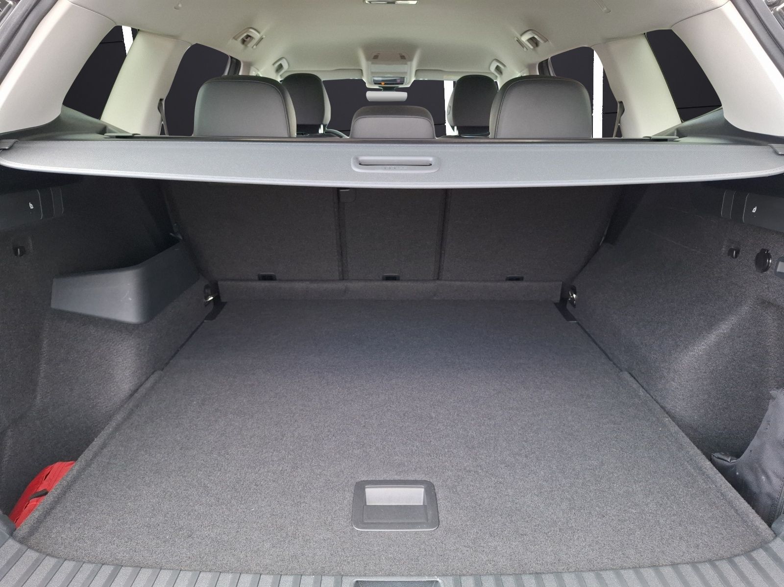 Fahrzeugabbildung Volkswagen Tayron eTSI Life LED AHK Navi AID ACC RFK SH