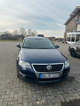 Volkswagen Passat b6 2010 1.6 benzin Tuv 27 - Volkswagen Passat mit Benzin-Antrieb: Kombi, 1.6