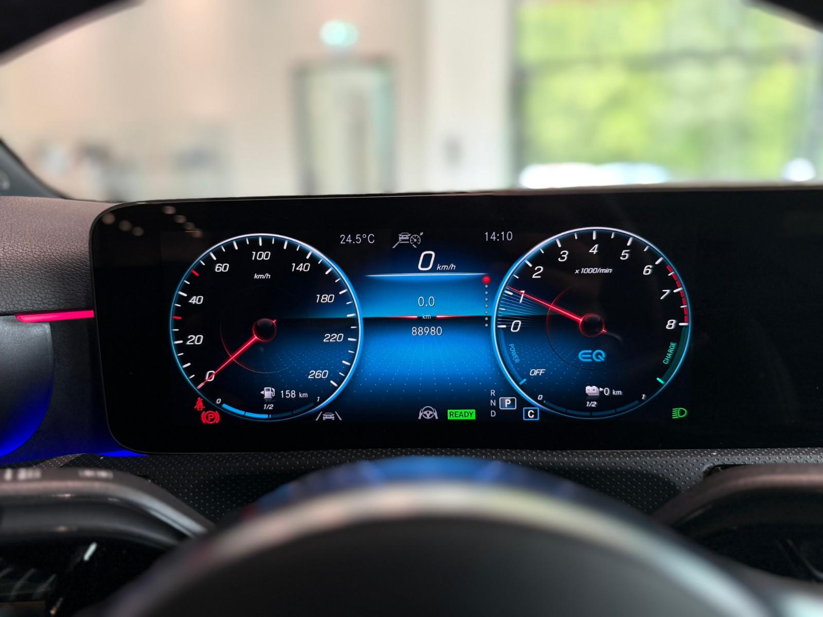 Mercedes-Benz A 250 e /FAP/DISTRO/AHK/AMG/NIGHT/PANO/KAMERA/