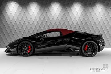 Huracán EVO Spyder RED TOP ON STOCK