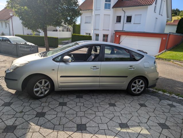 Toyota Prius 1.5-l_VVT-i Executive Executive