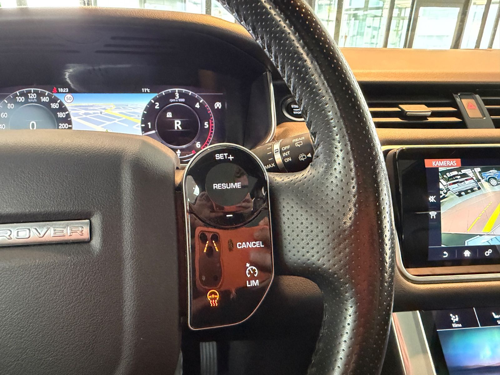 Fahrzeugabbildung Land Rover Range Rover Sport/PANORAMA/MERIDIAN/KAMERA