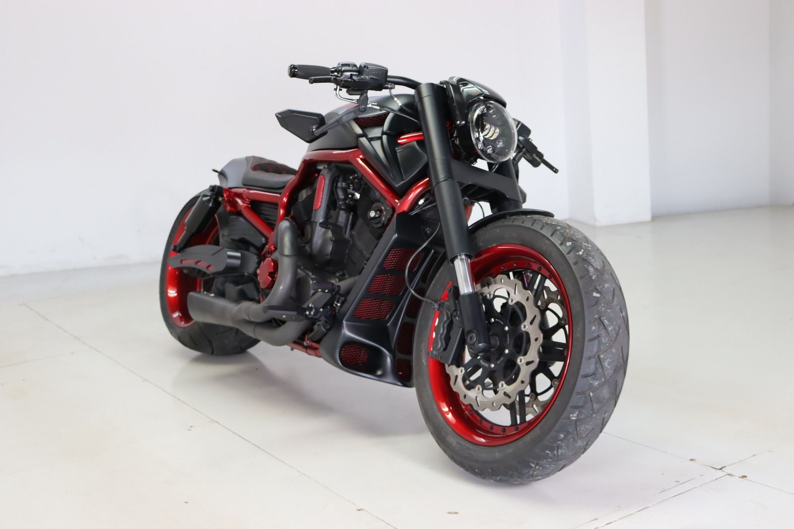 Fahrzeugabbildung Harley-Davidson VRSCD Custom Umbau No-Limit