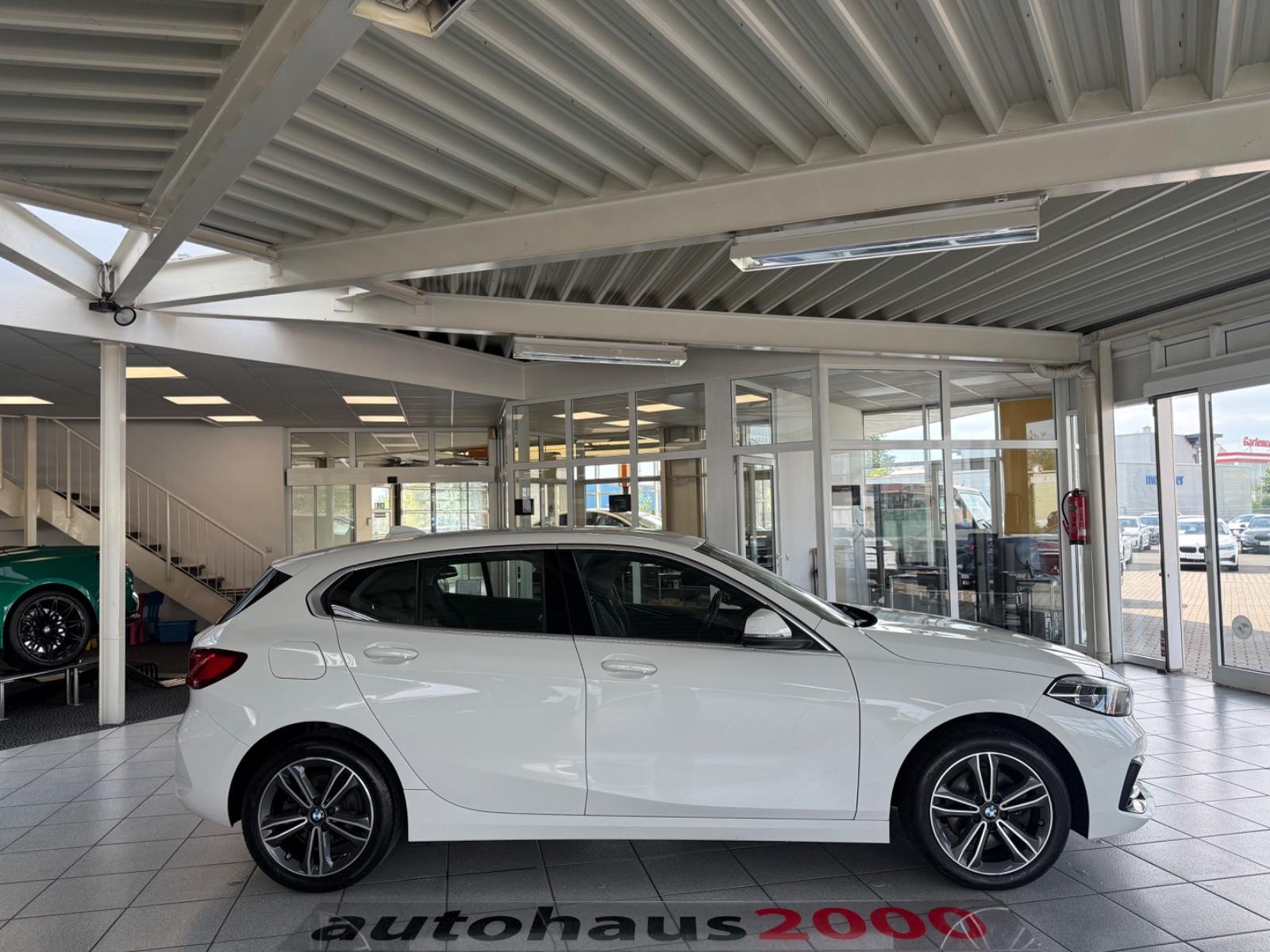 BMW 116d Sport Line AUT./LED/LIVE COCKPIT/DAB