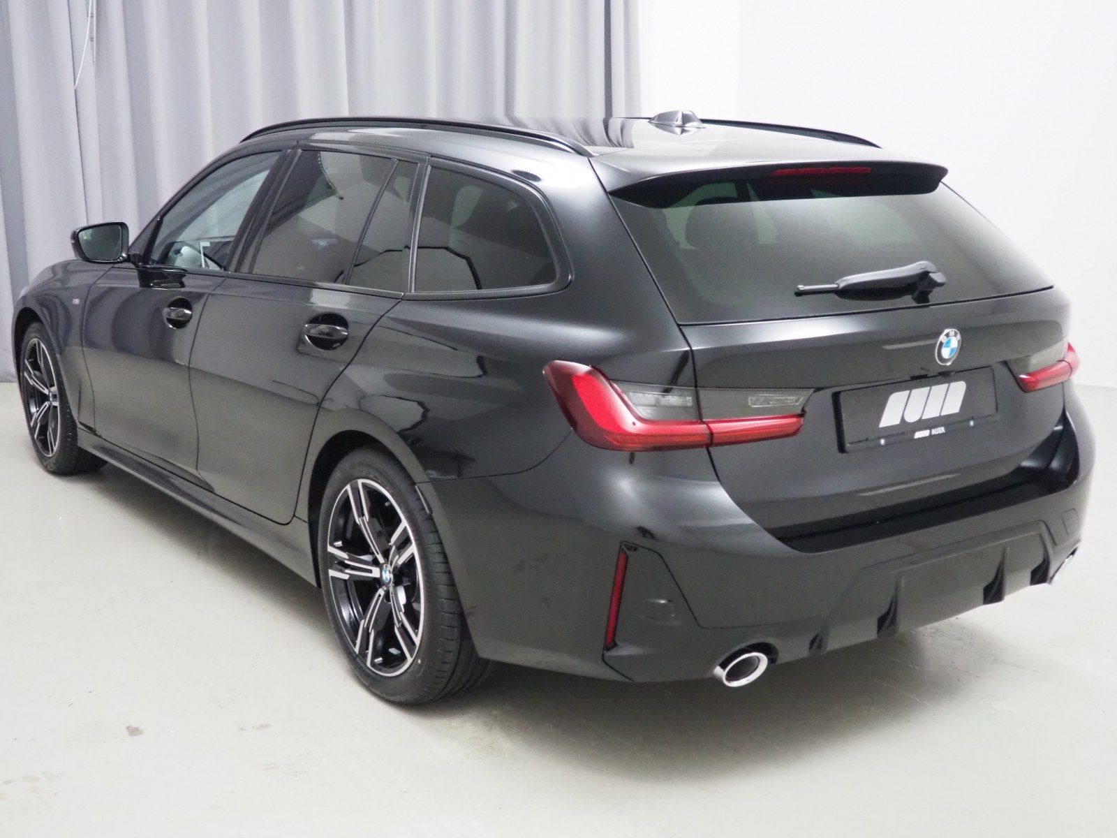 BMW 318D (M-Sport Navi LED AHK Shz PDC MFL) foto 4