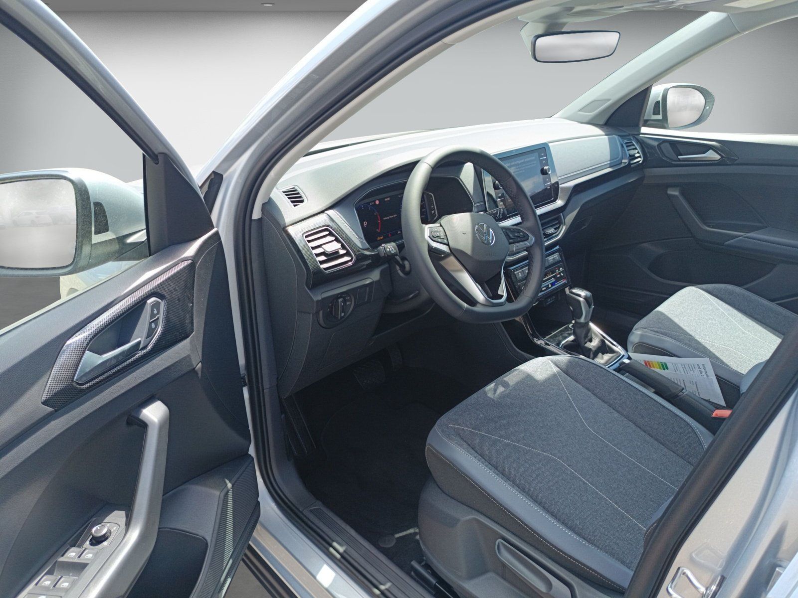Volkswagen T-Cross - Bild 11