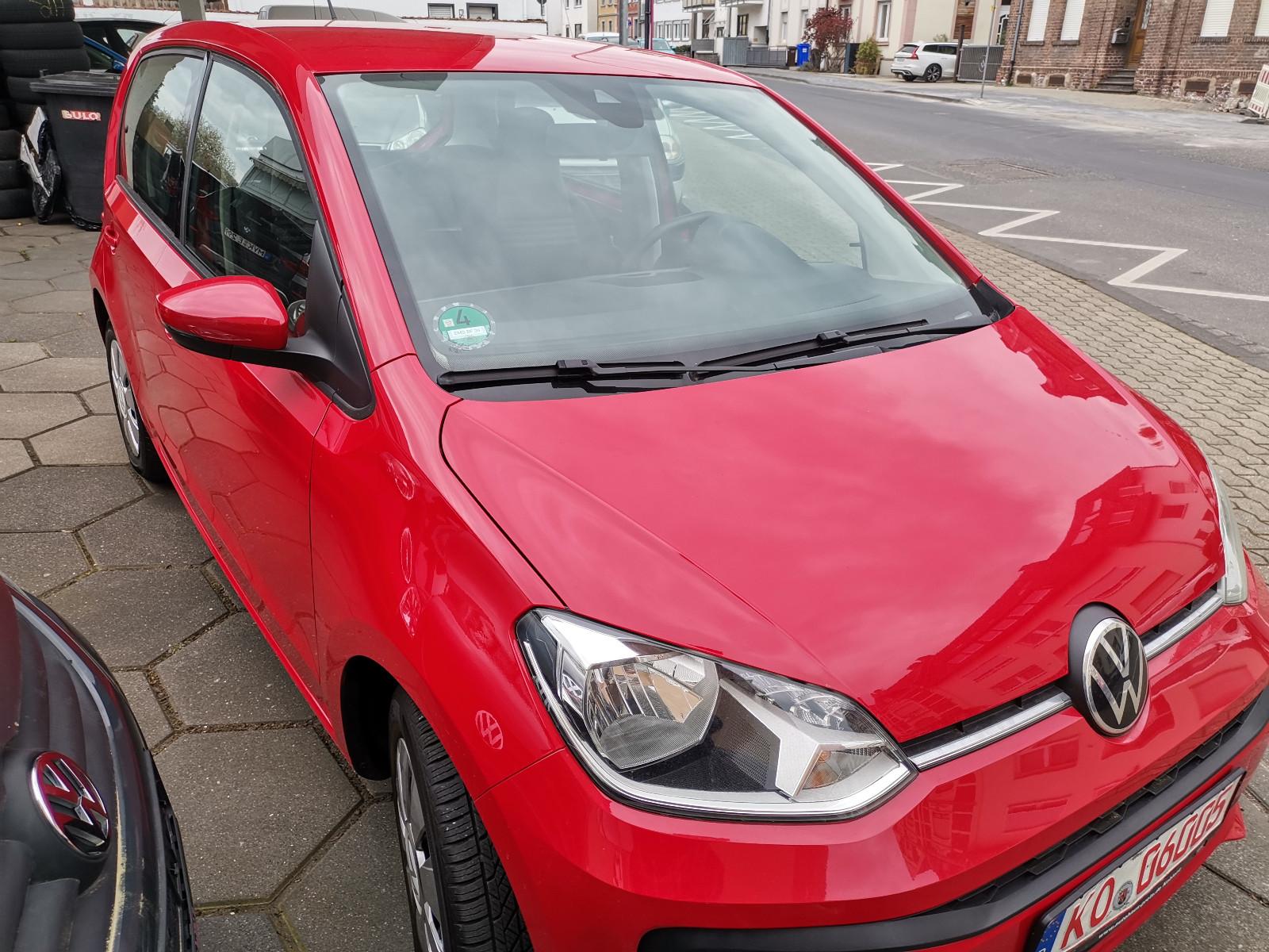 Volkswagen up! 4-tür. Schnäppchen nur 9600km! gute Extras