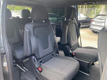 Mercedes V 250 - 10