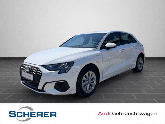 Audi A3 Sportback 40 TFSIe S tronic LED GRA