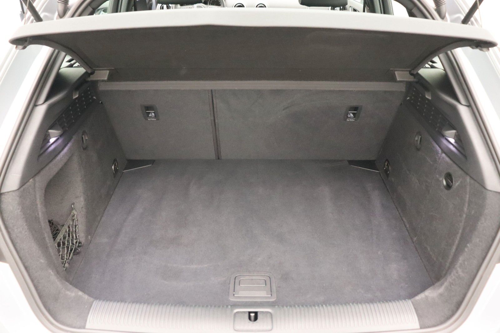 Fahrzeugabbildung Audi A3 Sportback 35 TFSI Sport S-Line