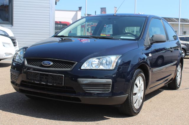 Ford Focus 1.6 Lim. 3-Türig Ambiente EU4