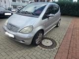 Mercedes-Benz A 190 AVANTGARDE Lang Avantgarde TÜV ASU Neu - Mercedes-Benz A 190 mit Benzin-Antrieb: Limousine, Klimaanlage
