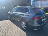 Volkswagen Tiguan Allspace 4x4 2,0 DSG*viele Extras*38tkm* - Volkswagen Tiguan Allspace in Kiel