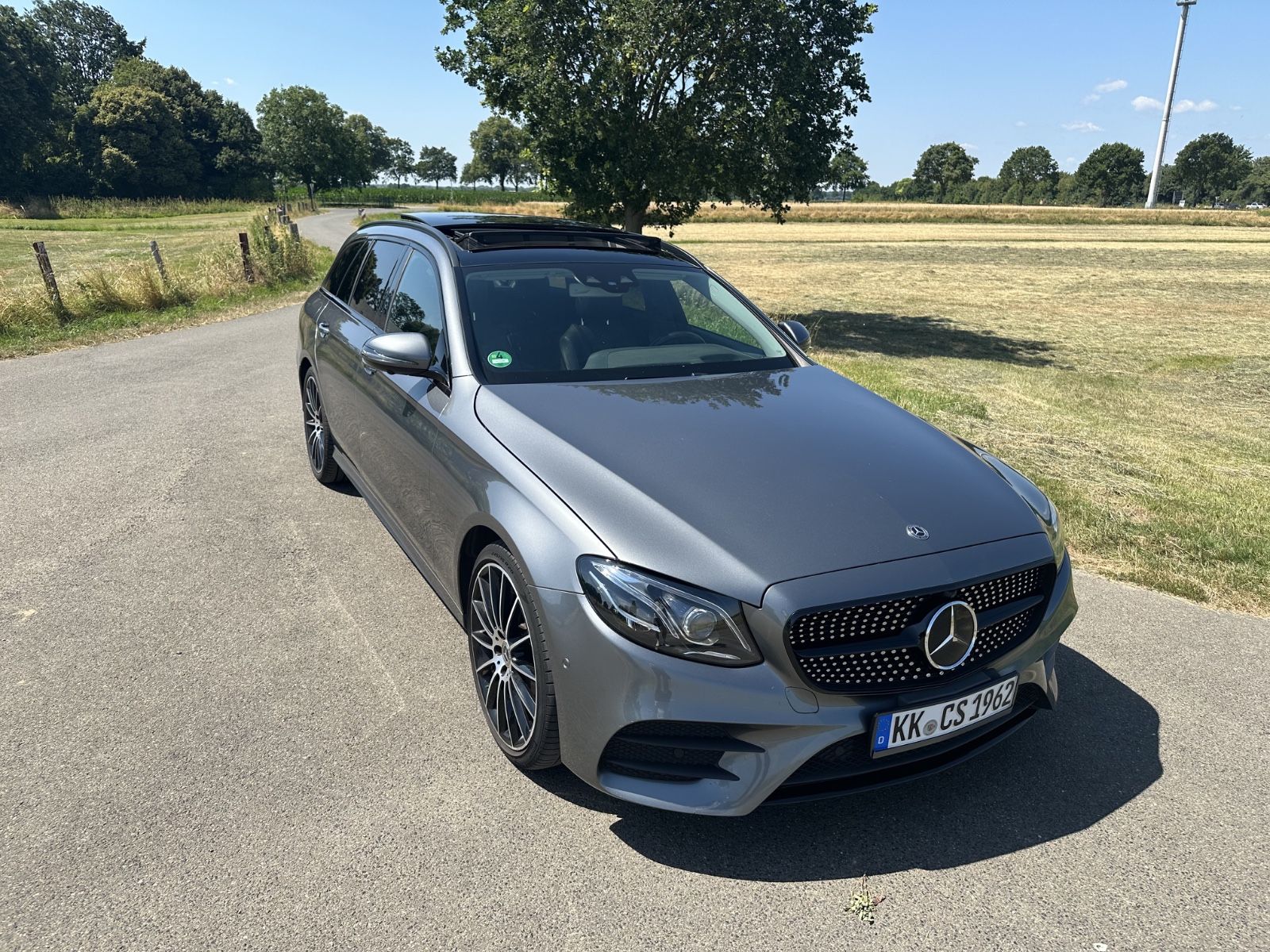 MERCEDES-BENZ E 350d T AMG Line Autom. AMG Line