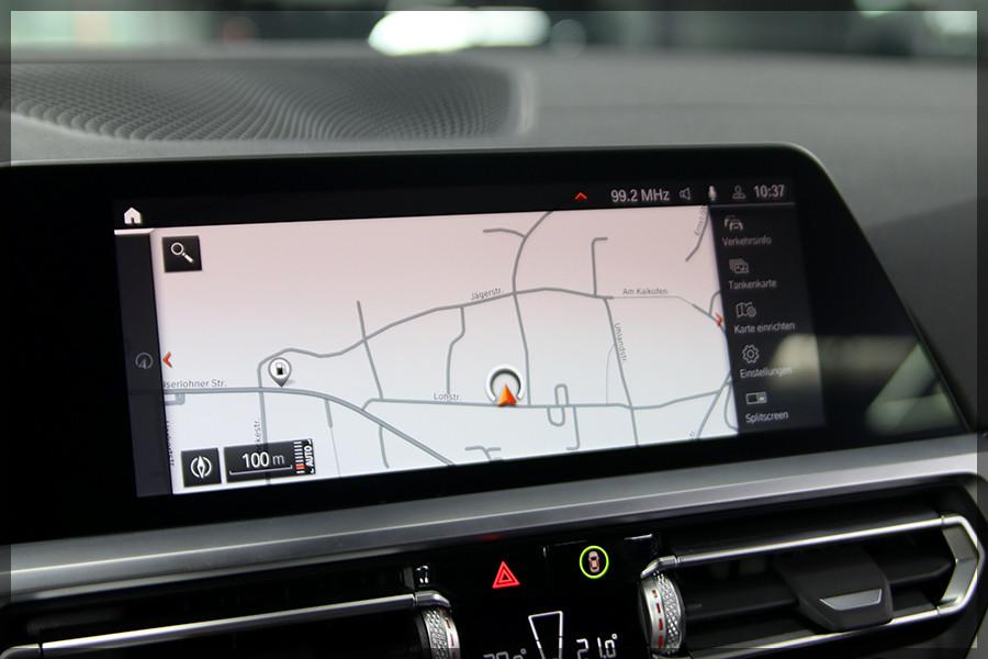 BMW M440i Cabrio M Sport NAVI / CAM / LASER