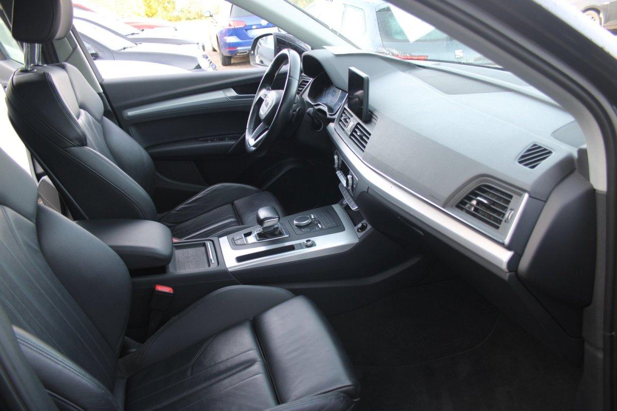 Audi Q5 2.0 TDI sport quattro S-line AHK Navi PDC Tem