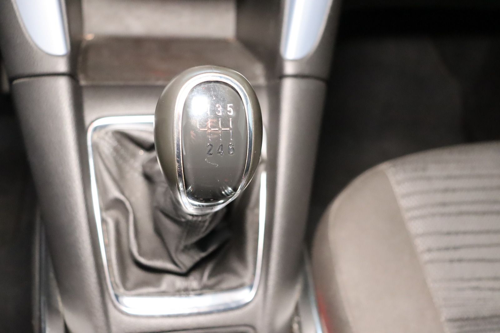 Fahrzeugabbildung Opel Zafira Tourer 1.4 Turbo Style * Sitzhzg. * PDC *