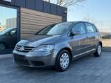 Volkswagen Golf Plus V 1.6 Comfortline*SITZH.*KLIMA*PDC* - Volkswagen Golf aus 2005: 1.6