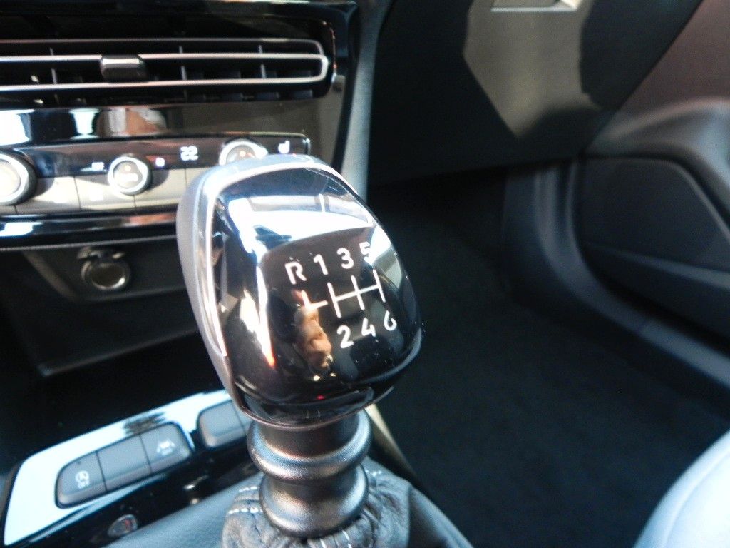 Fahrzeugabbildung Opel Mokka 1.5D ELEGANCE LED/17"ALU/KAMERA/SHZ/LHZ