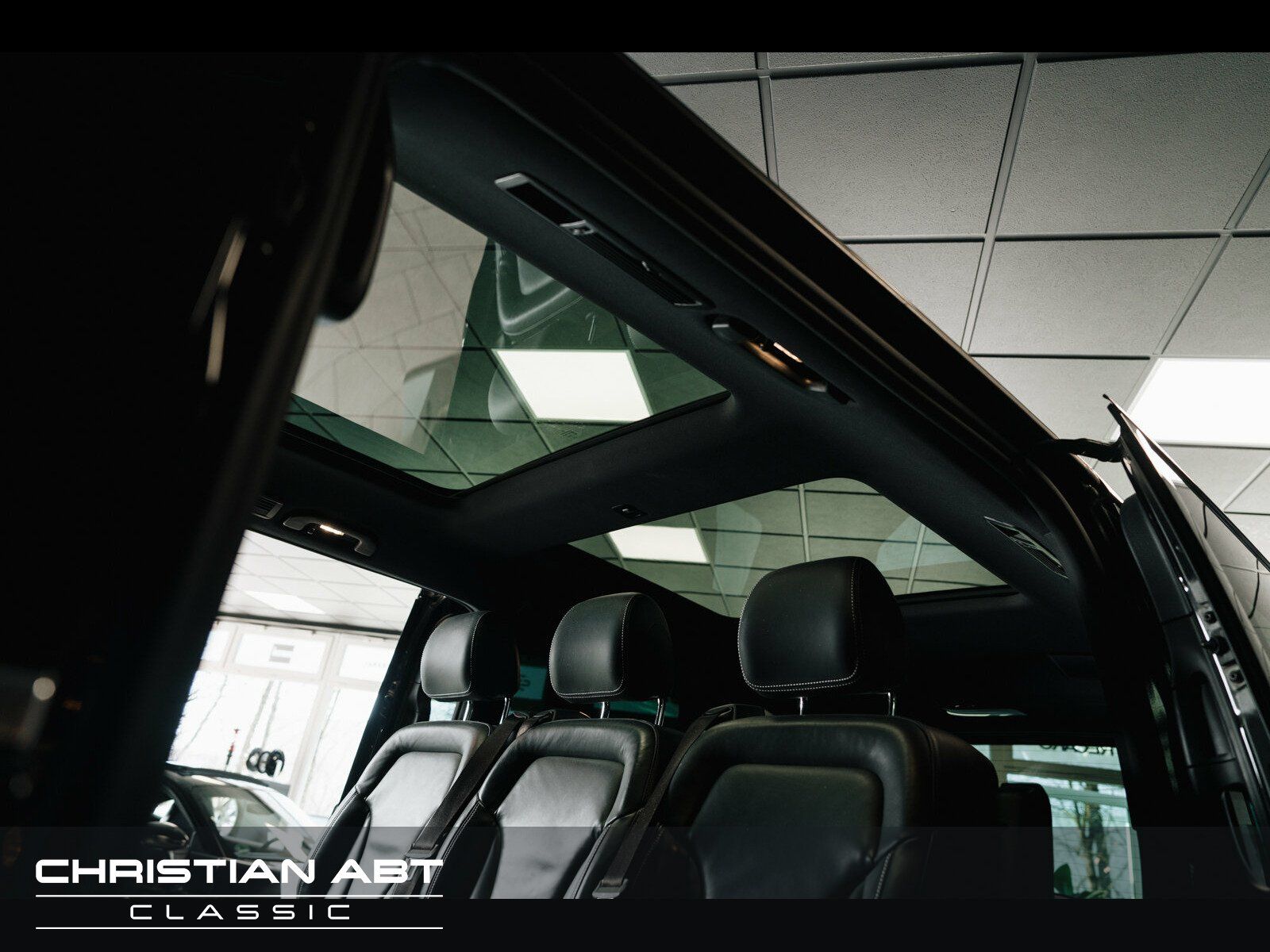Fahrzeugabbildung Mercedes-Benz V 300 d AMG-Line Avantgarde 4MATIC