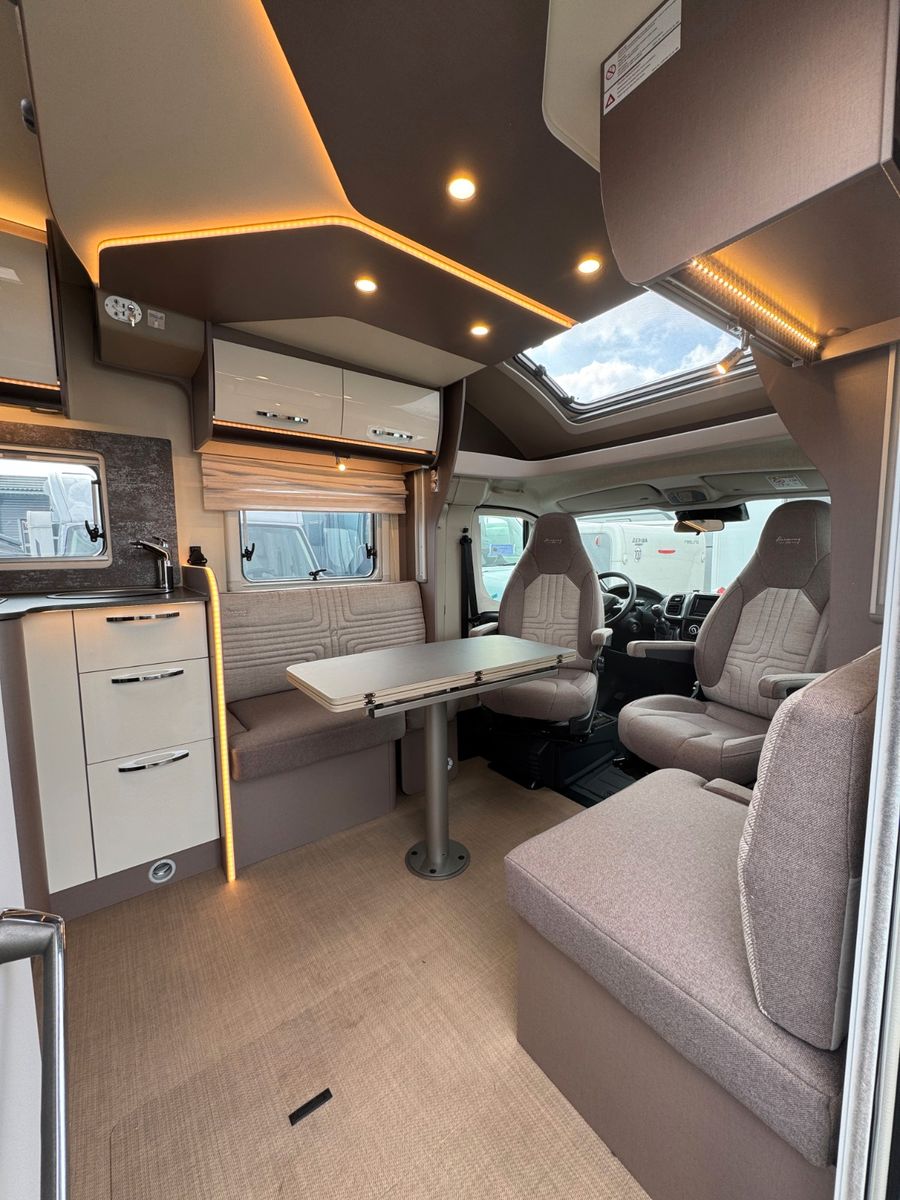 Fahrzeugabbildung Bürstner Lyseo TD 727 G Harmony Line - SIE SPAREN -28%!