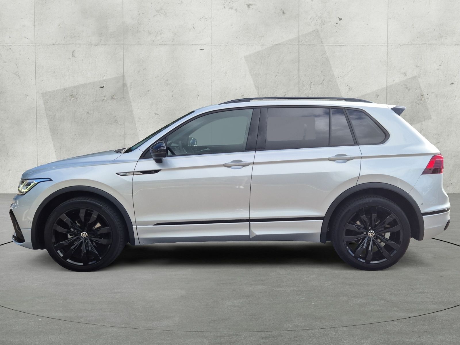 Volkswagen Tiguan 1.5 TSI DSG R-LINE BLACK AHK H&K IQ.LI foto 4