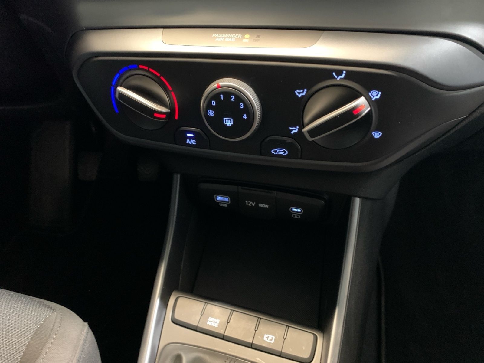 Fahrzeugabbildung Hyundai i20 1.0 T-GDI Select Navi Kamera