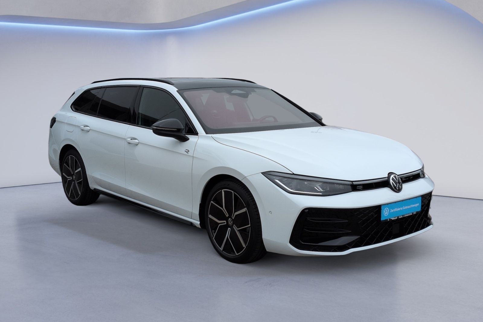 Passat R-Line 2.0 TDI 4MO DSG PANO+STHZ+AHK+