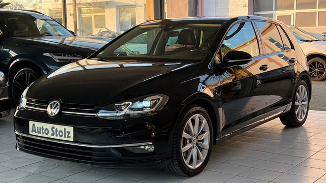 Volkswagen GOLF VII HIGHLINE BMT LED ACC KAMERA PDC SITZHZ