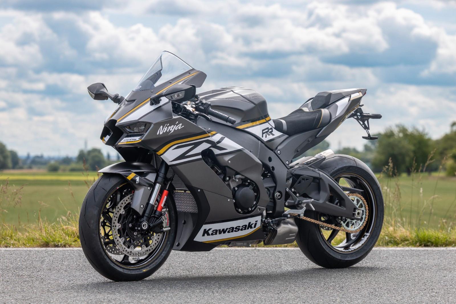 Kawasaki Ninja ZX-10RR Höly Performance Final Edition 5/5