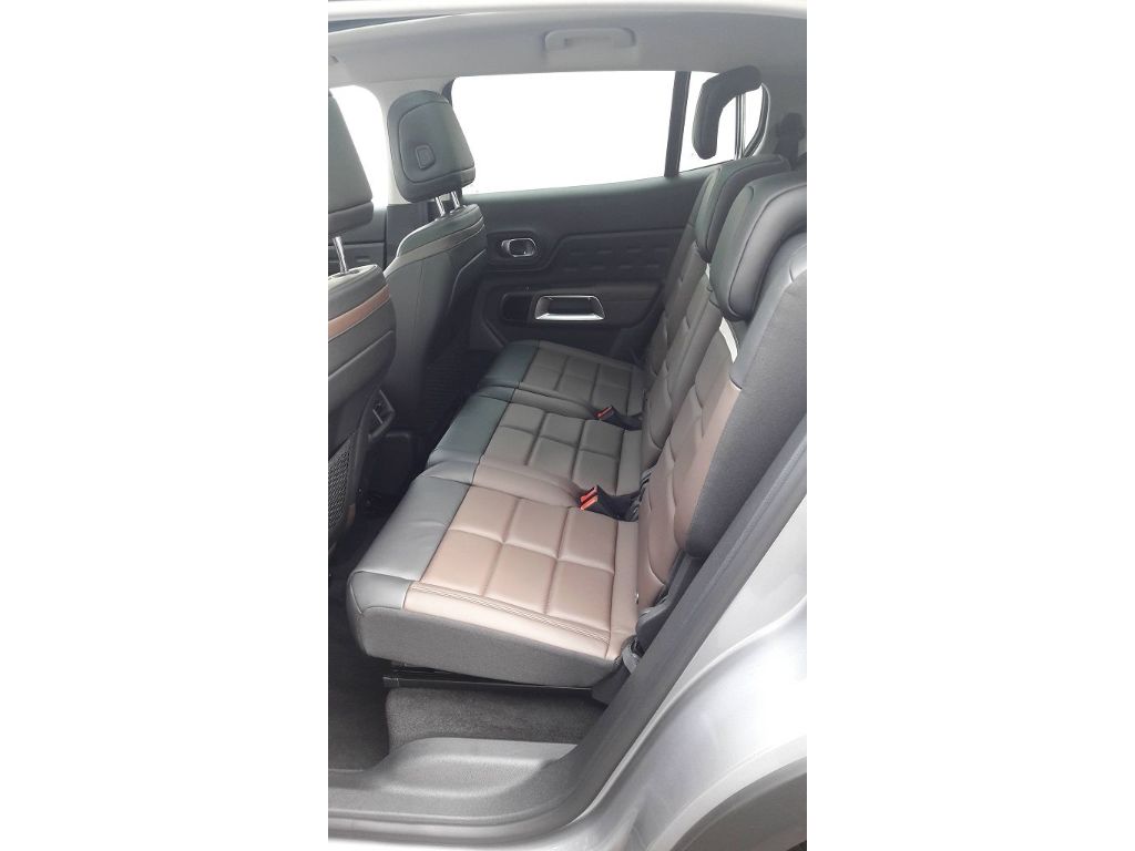 Fahrzeugabbildung Citroën C5 Aircross Shine BlueHDi 130 S&S AHK-abn. el. P