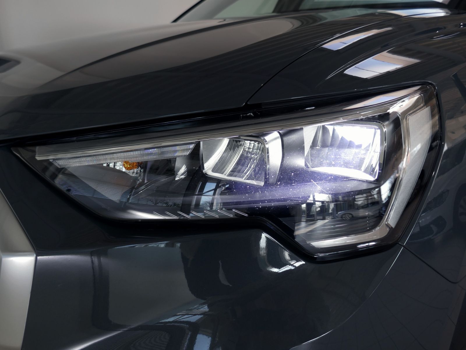 Fahrzeugabbildung Audi Q3 35 Advanced 2.0 TDI S-tronic | LED PDC ACC
