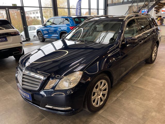 Mercedes-Benz E300 CDI BlueEfficiency *NAVI*ACC*PDC*SZHZ*