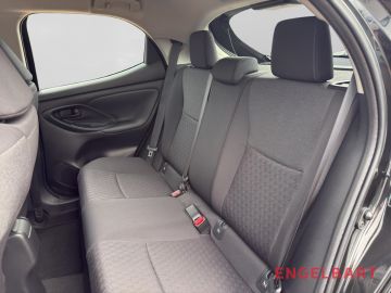 Toyota Yaris - 12