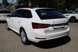 Skoda Superb Combi Ambition iV LED Navi Tempomat PDC - Skoda Superb mit Hybrid-Antrieb: Ambition
