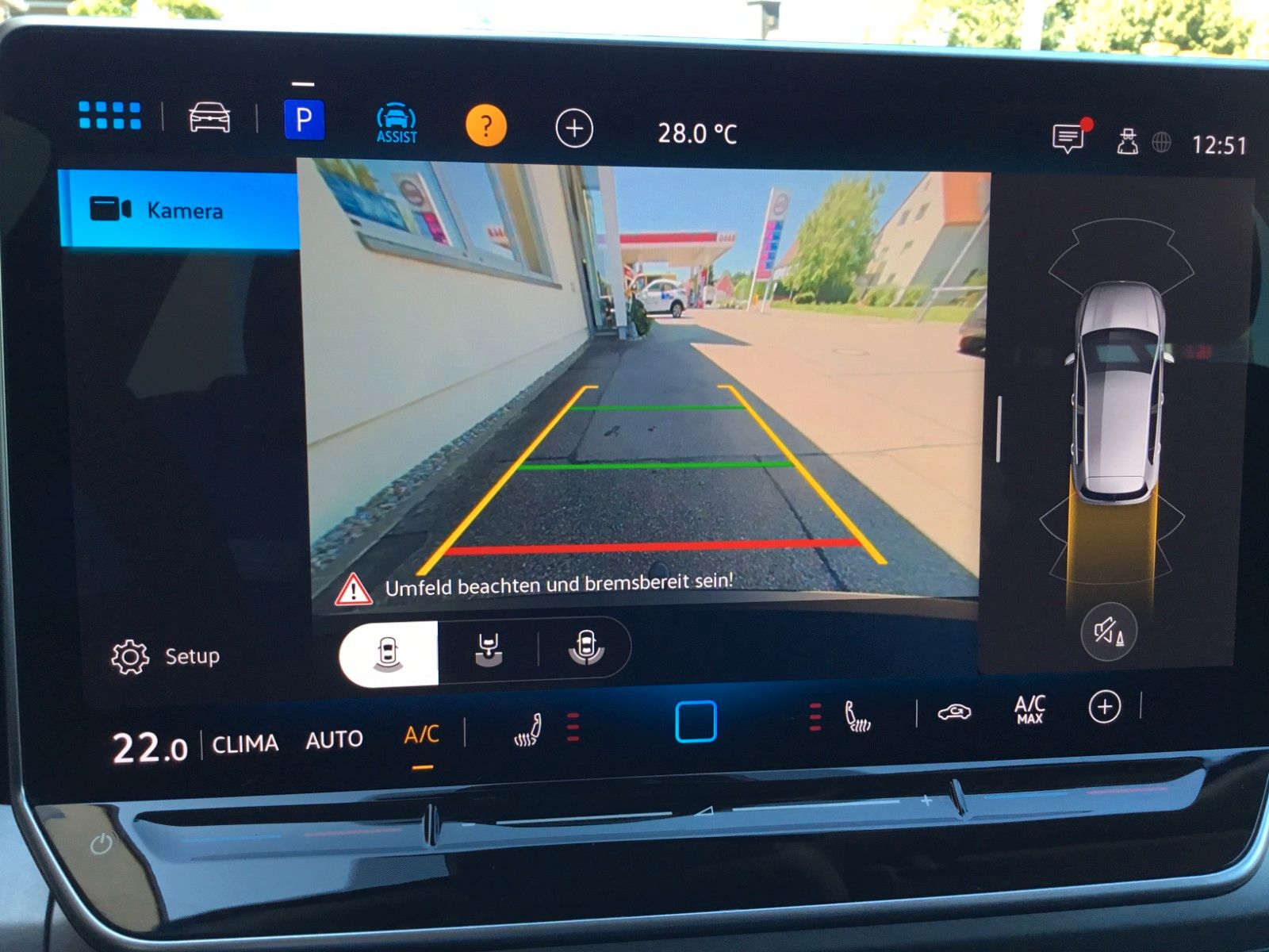 Fahrzeugabbildung Volkswagen Golf 1.5 eTSI DSG Life+AHK+LED+Kamera+Navi