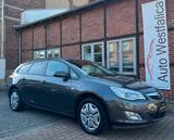 Opel Astra J Sports Tourer*Navi*SHZ*Garantie - Opel Astra aus 2011: Tourer Sport