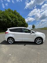 Ford Kuga 2,0 TDCi 4x4 132kW Individual PowerShif...