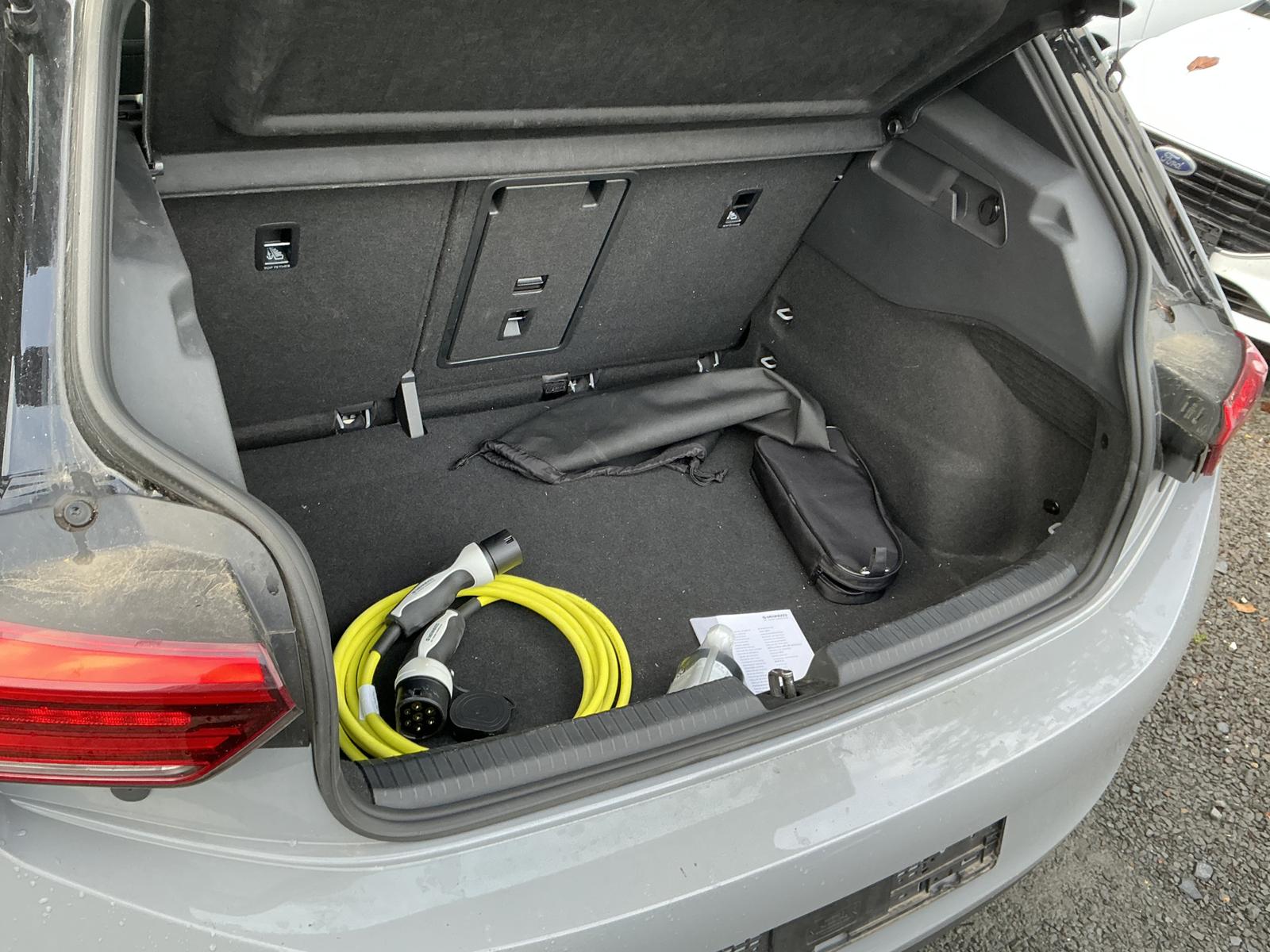 Volkswagen ID.3 Pro Teil-Leder Navi Ambiente LED PDC DAB