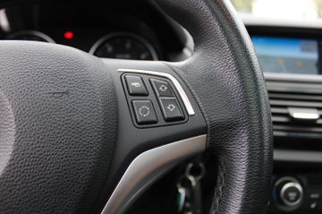 BMW X1 Baureihe X1 25 d xDrive BI XENONX Line KAM