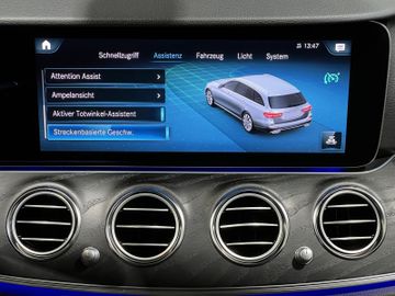 Mercedes E 220 - 12