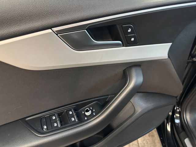 Audi A4 *360°AHK*ACC*NAV*3-ZONEN*CARPLAY*TOTWINKEL*