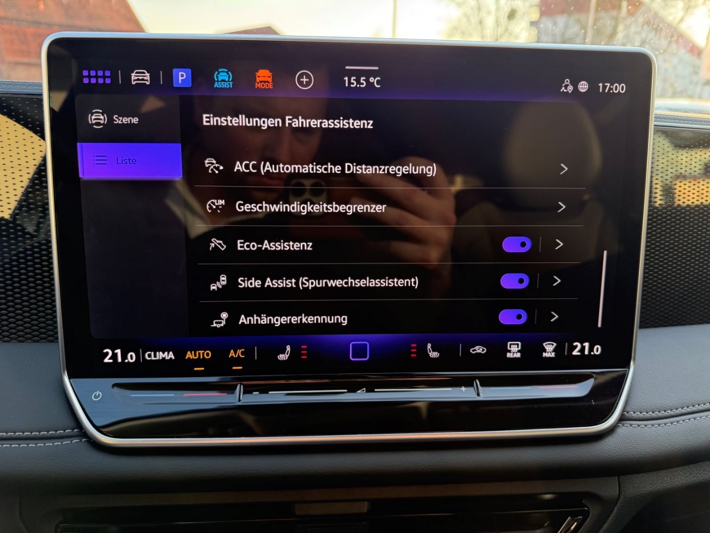 Fahrzeugabbildung Volkswagen Tiguan 1.5 eTSI 110 kW Life Navi Digitales Cockp