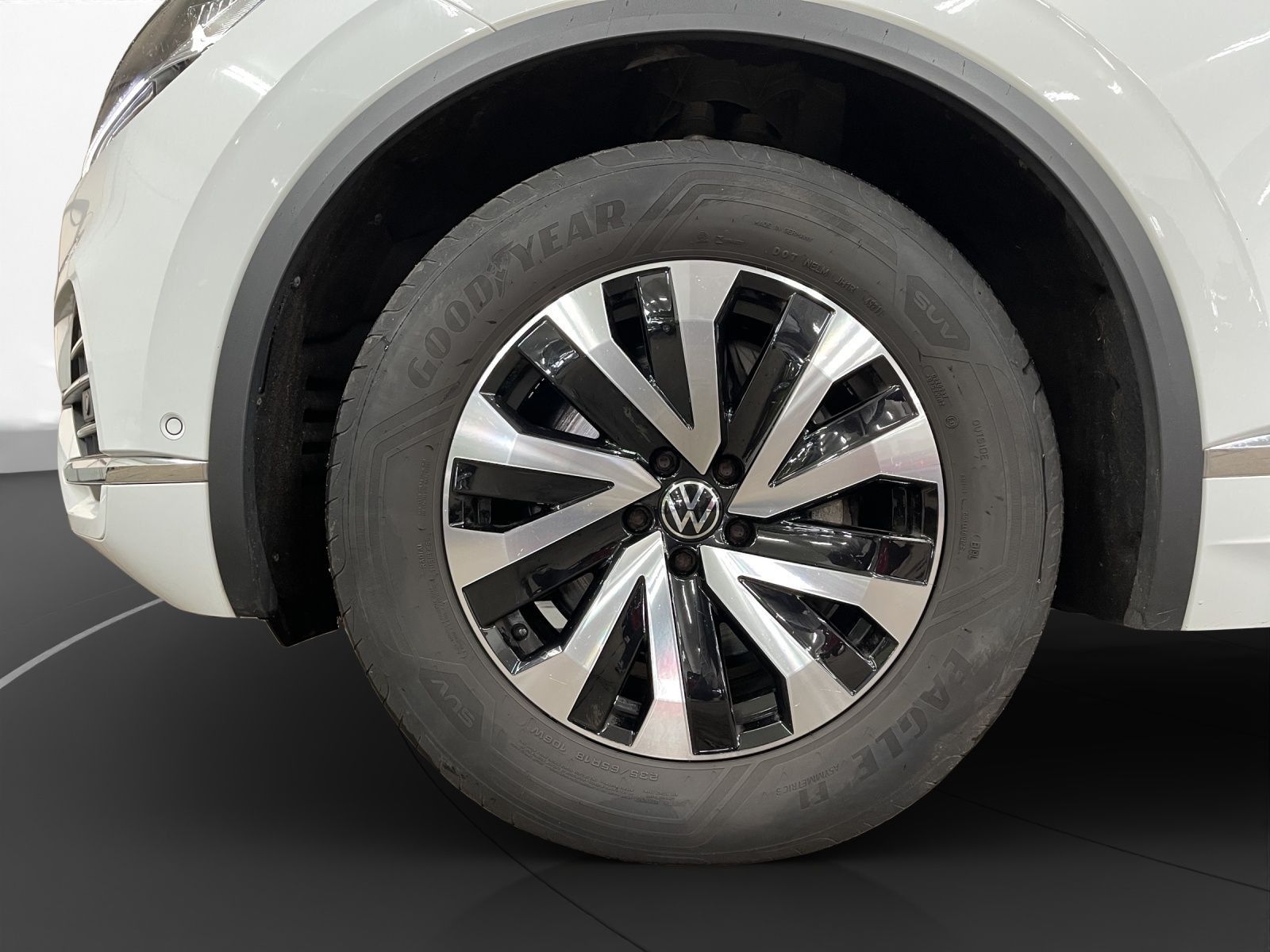 Volkswagen Touareg - Bild 11